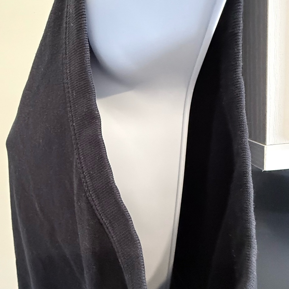 Prada Elegant Black Muscle Tee - Picture 5 of 5